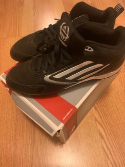 Tennis running shoes