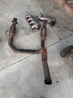 2015 Chevy Silverado exhaust manifold