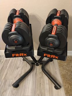 Adjustable dumbbells