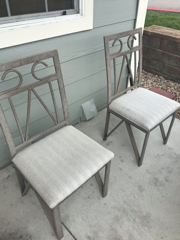 6 outdoor chairs/ patio furniture for Sale in Denver, CO ...