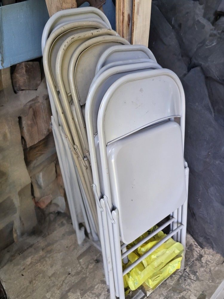 8 Metal Folding Chairs