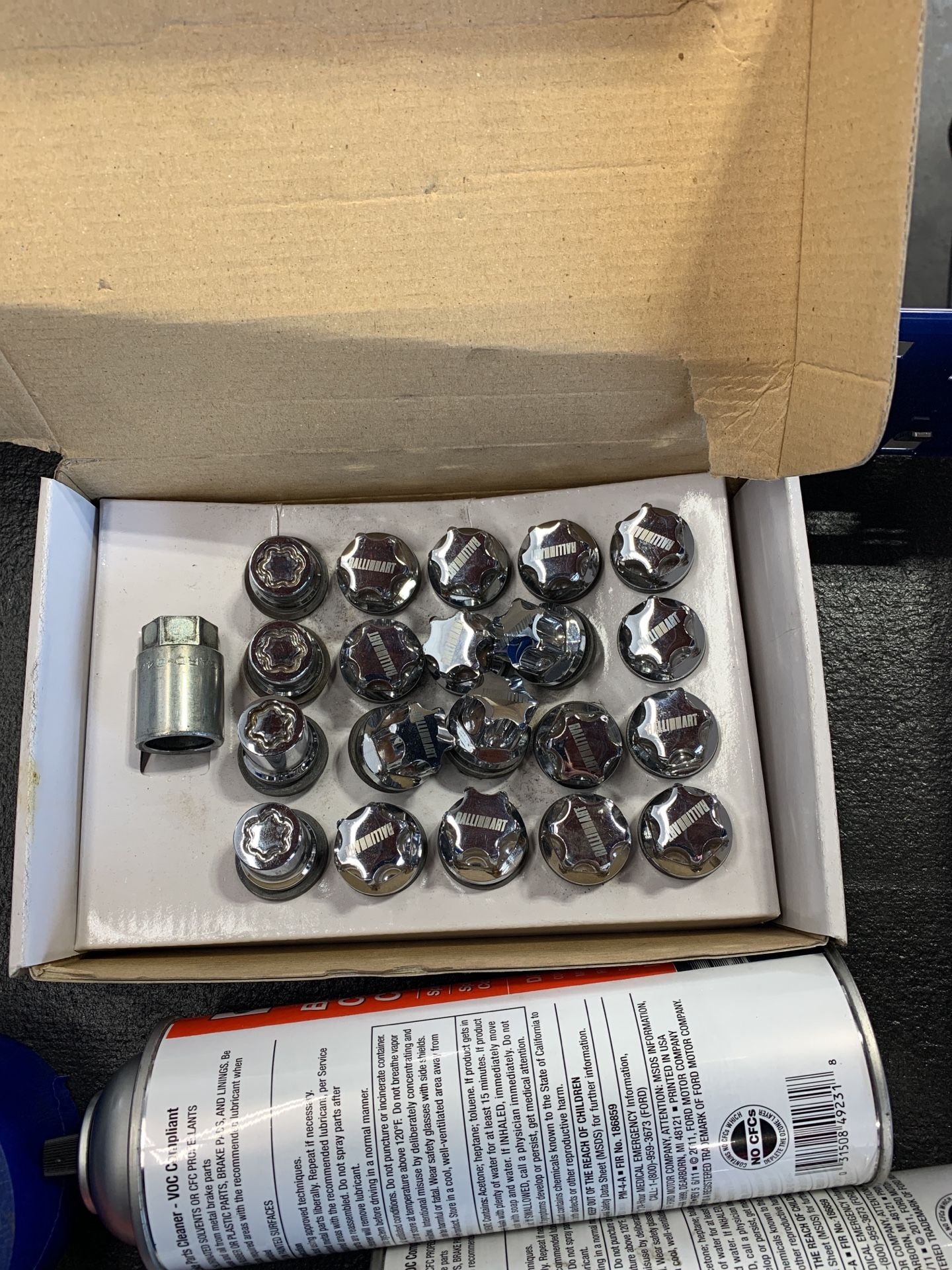 Evo x ralliart lug nuts with wheel lock