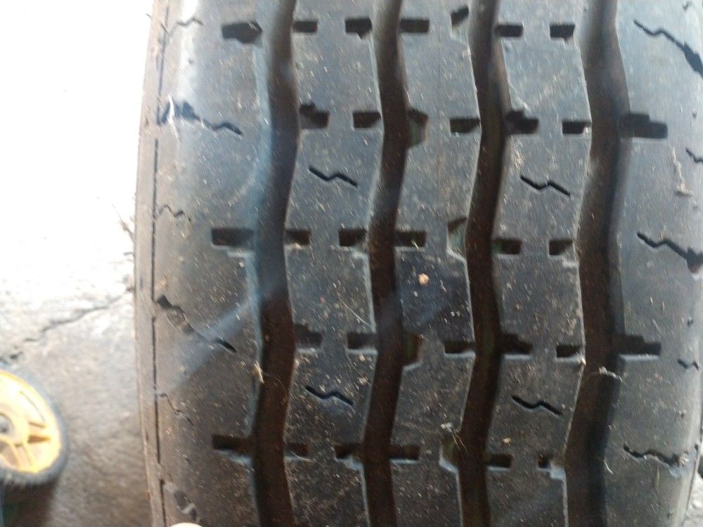 Brand-new trailer tire and rim