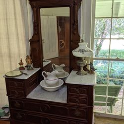 Victorian Marble Top Dressing Table w/ Mirror: