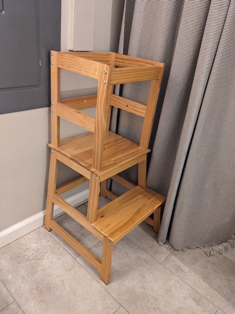 Toddler Tower/Step Stool