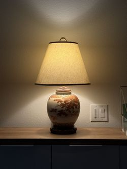 Vintage Authentic Japanese Satsuma China Vase Turned Lamp