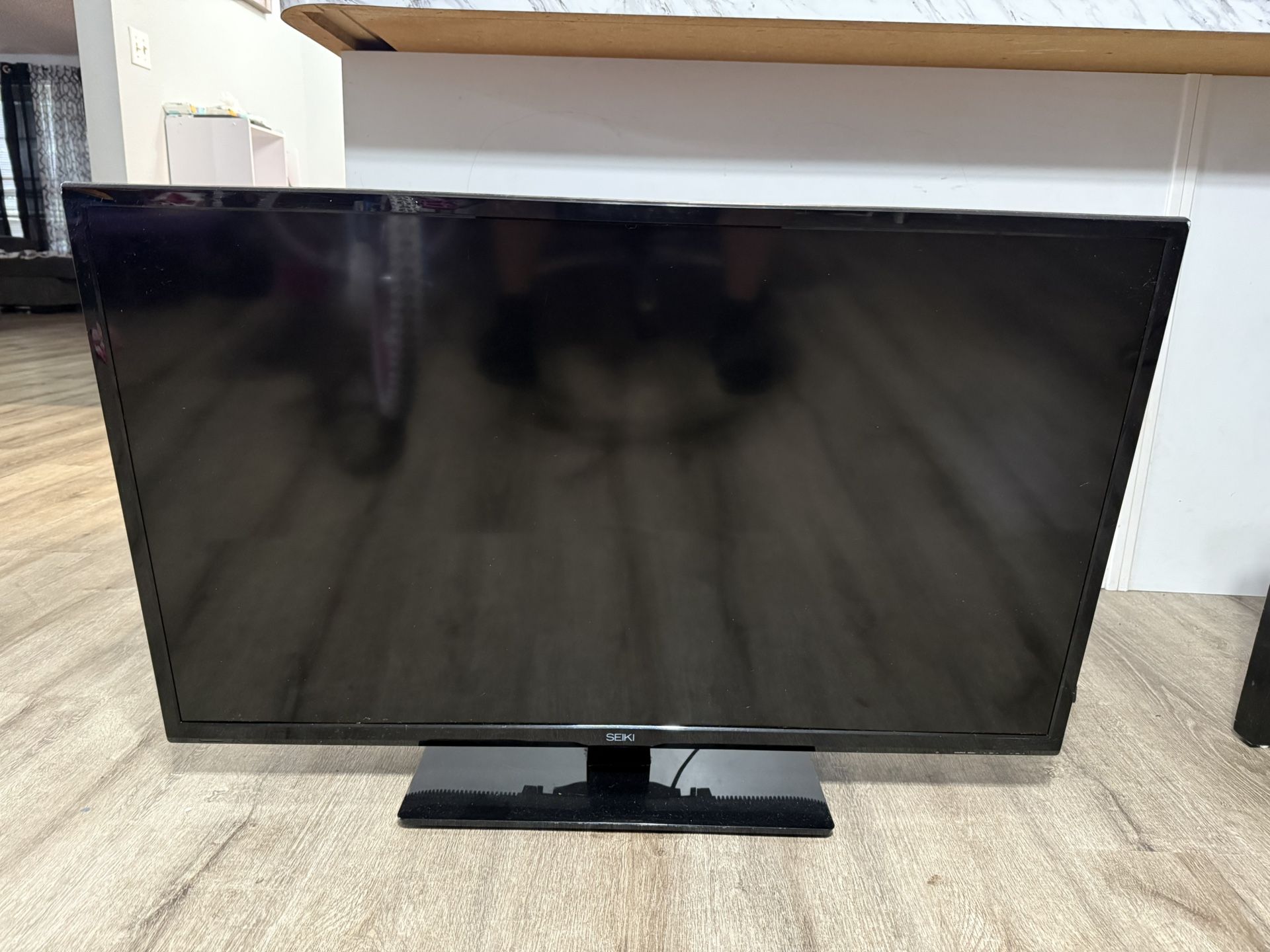 40” Seiki HDTV – Model SE40FY19 – Great Condition
