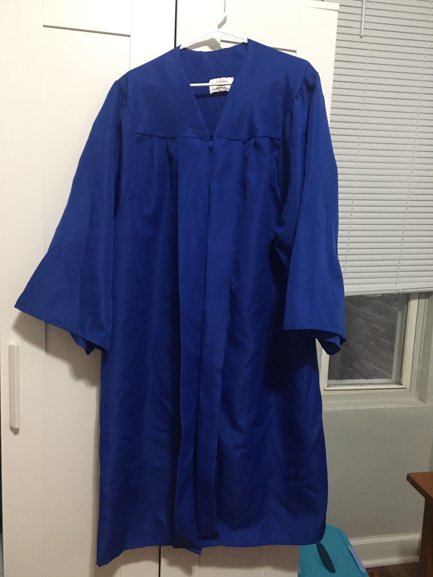 Graduation gown