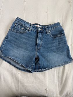 Levi’s Shorts Size 27