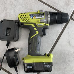 Ryobi 12 Volt Drill Kit