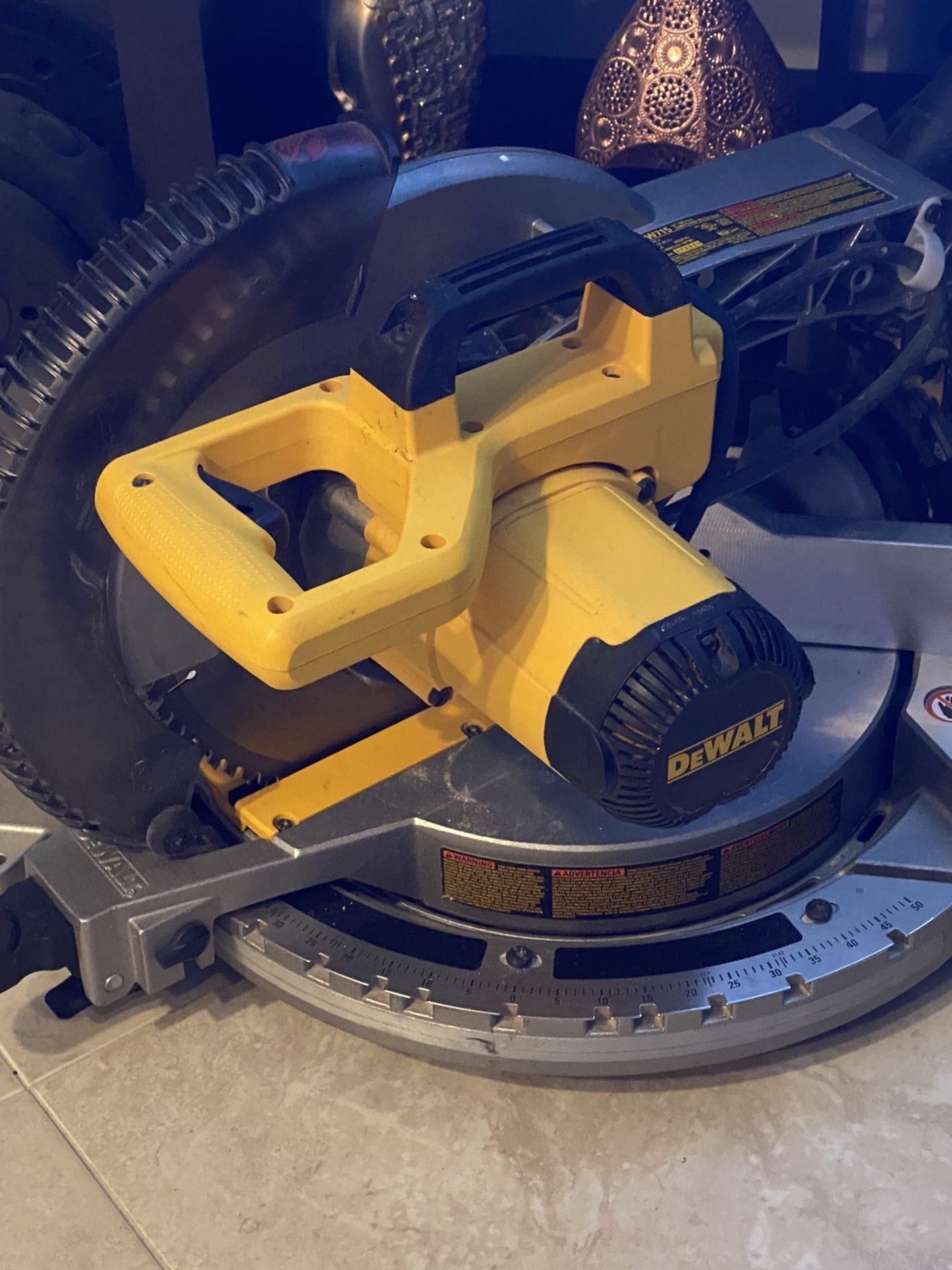 Mitter Saw Dewalt