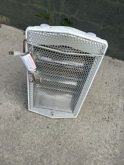 Midea 1500W Quartz Electric Space Heater