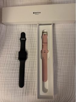 Apple Watch  series 3 /with charger