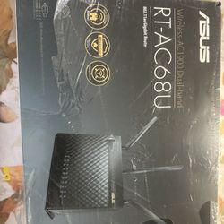 ASUS AC1900 WiFi Router (RT-AC68U) - Dual Band Gigabit Wireless Internet Router, Gaming & Streaming, AiMesh Compatible, Included Lifetime Internet Sec