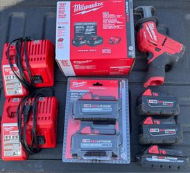 Milwaukee Batteries and Hackzall