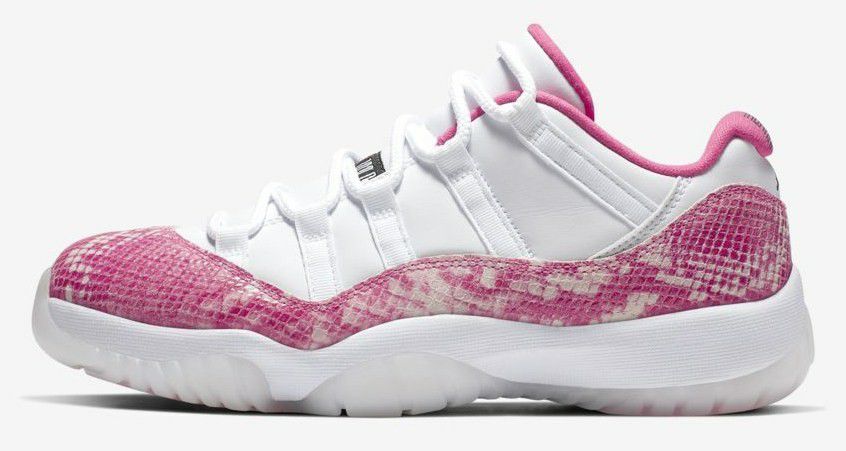 Air Jordan 11 Retro Low pink & white