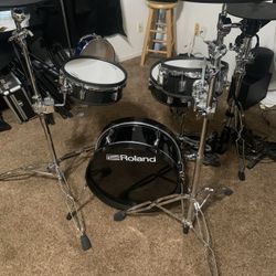 Roland VAD103 V Drums Acoustic Design Drum Set 