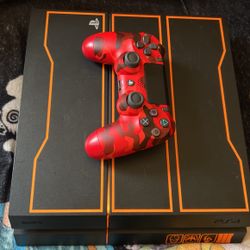 PS4 Black Ops 3 Edition With Red Camouflage Controller