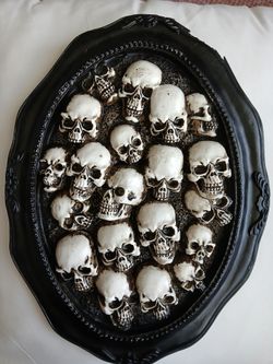 Gothic Skull Ornate Wall Plaque