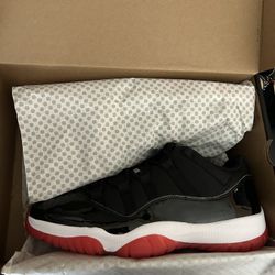 Air Jordan 11 Bred