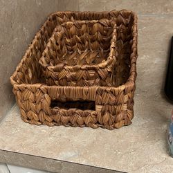 Baskets 