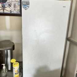Kenmore Refrigerator 