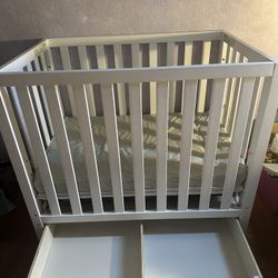 Mini Crib 