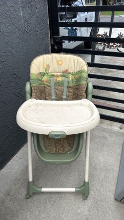 Baby high chair GRACO
