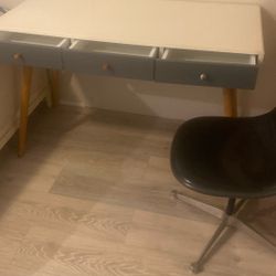 Office Desk/ Chair 