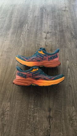 Hoka Speedgoat Women’s Shoes