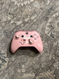 Xbox One Wireless Controller Minecraft Pig Limited Edition - FOR PARTS/REPAIR