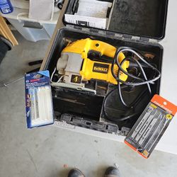 Dewalt Jig Saw With Case