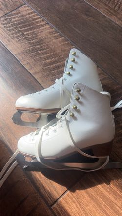 Girls ice skates