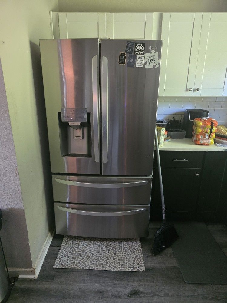 LG Refrigerator