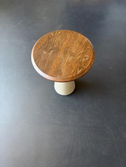 Round table