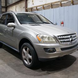 2006-2011 Mercedes Parts ML350 ML500 ML550 ML63 ML W164 X164