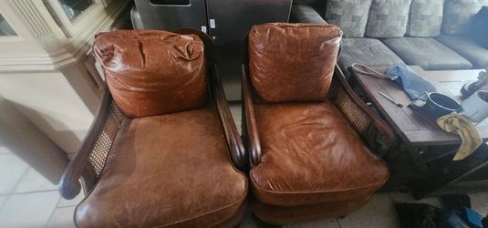 Leather pair of chairs