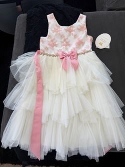 Girl dress