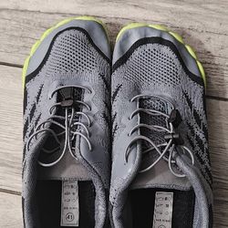 Watelves BAREFOOT SHOES M7.5/W10