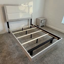 New Queen Bed Frame On Sale Now Don’t Miss