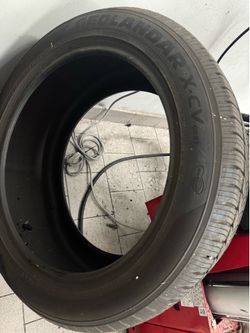 275 45 R20 Pair of Yokohama Tires. Almost new