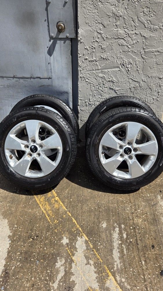 205 65 16 Kia Soul Rims And Tires