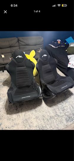 Gaming chair