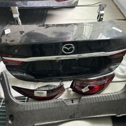 Mazda 6 Back Lid And Tail Lights 