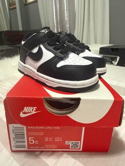 Nike Dunk Low Panda