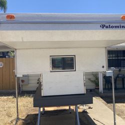 Palomino Pop Up Camper