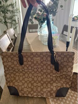 Coach tote bag and wallet combo