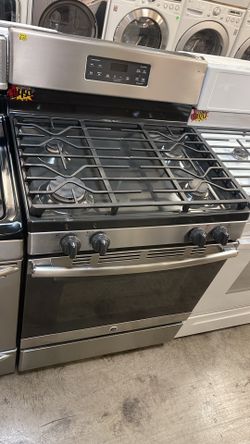 Gas stove