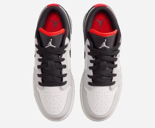 Jordan AJ 1 Low