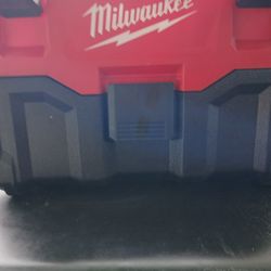 Milwaukee Wet Dry Vaccum (TOOL ONLY)